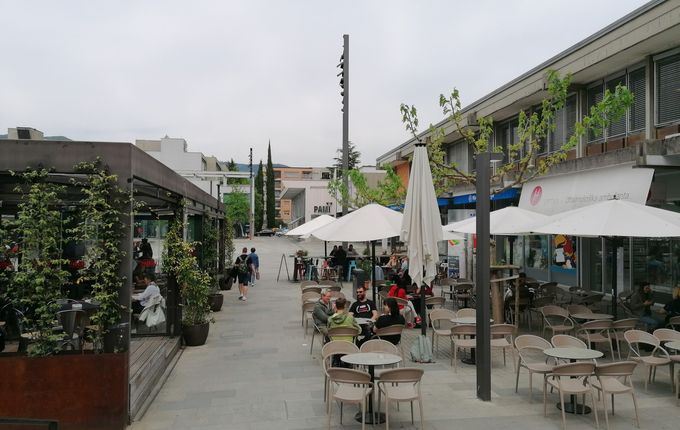 Trgovski center danes.  