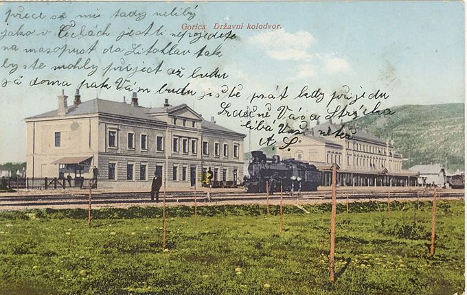 Vir razglednice: Pokrajinski arhiv Nova Gorica.  