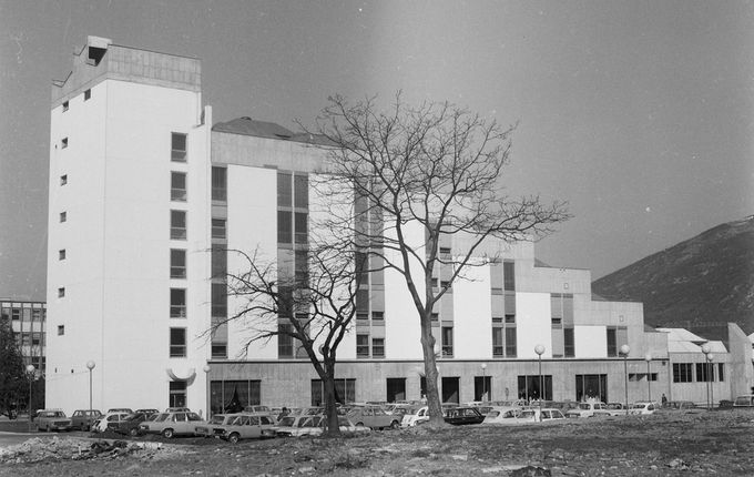 . Hotelsko-rekreacijski in zabaviščni center Argonavti, konec 70. let. &copy;Foto Pavšič, hrani Goriški muzej Kromberk - Nova Gorica