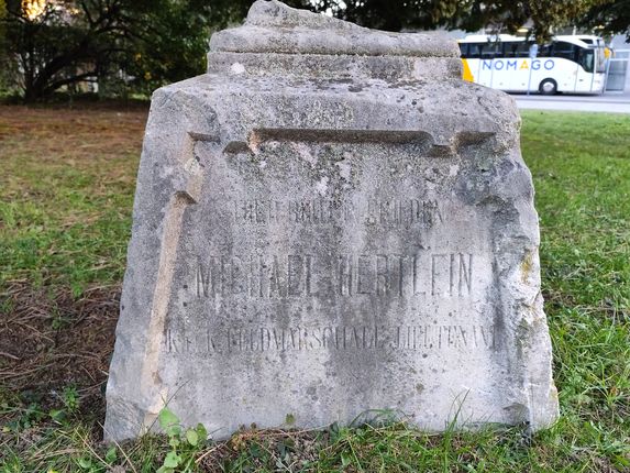 . Nagrobnik Michaela Hertleina &copy;Foto: Blaž Kosovel